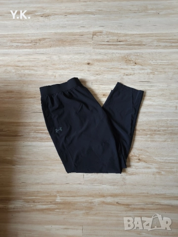 Оригинално мъжко долнище Under Armour Stretch Woven