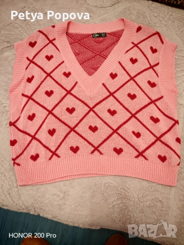 Пуловерче със сърчица