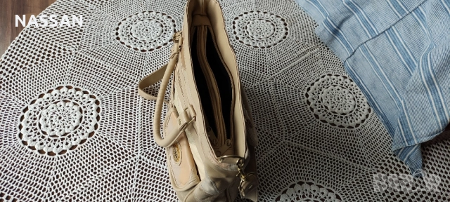 нова бежова чанта с къса и дълга дръжка, снимка 8 - Чанти - 52133461