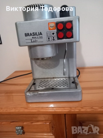 Продавам кафе машина BRAZILIA LADY