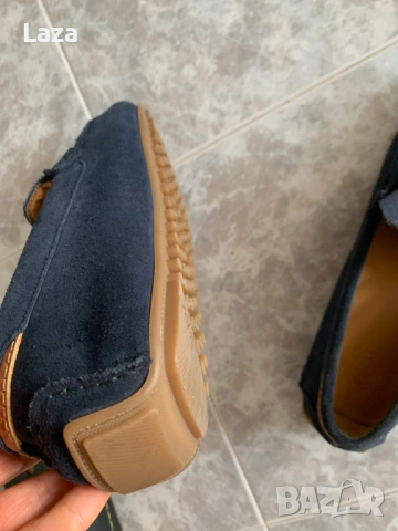 Продавам мъжки обувки велурени 