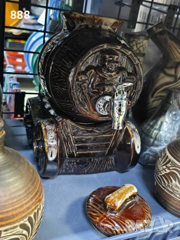 керамично буре 2.5 л , снимка 2 - Аксесоари за кухня - 53808144