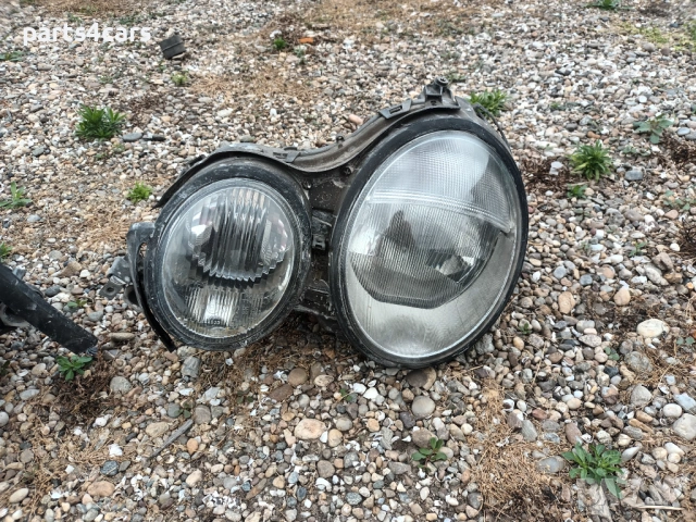 ляв десен ксенонов фар за мерцедес Е класа в210 MERCEDES E CLASSA W210, снимка 3 - Части - 53761116