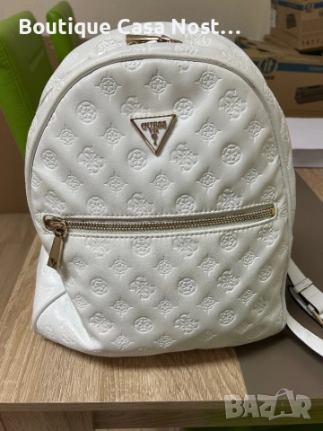 Оригинална раница на Guess