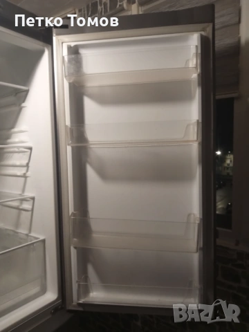 Продавам хладилник Samsung , снимка 4 - Хладилници - 53026616