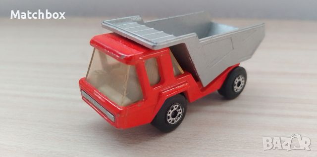 Matchbox England 1/64 , снимка 1 - Колекции - 45796129