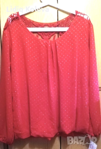 Дамска червена блуза с дантела
