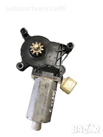 Мотор за стъкло предна дясна врата  за Mercedes C Class W202 (2001) 0130821700