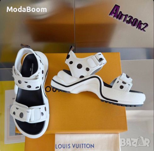 😍Louis Vuitton НОВИ стилни дамски сандали / различни цветове😍, снимка 1 - Сандали - 46521224