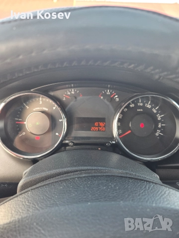 Пежо- 3008, снимка 8 - Автомобили и джипове - 52971872