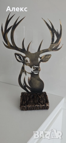 Метално еленче на дървена основа–31см/ 20см