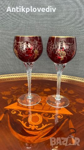 Кристални чаши за вино с позлата, снимка 1 - Сервизи - 45299677