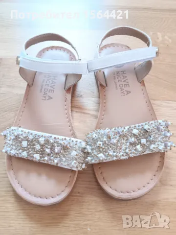 Детски сандали Gioseppo, естествена кожа, камъни, 31 номер, снимка 3 - Детски сандали и чехли - 50240290