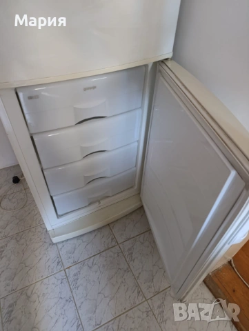 Хладилник с фризер Горение с два компресора , снимка 2 - Хладилници - 52593899