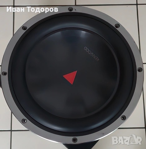 Субуфер за автомобил