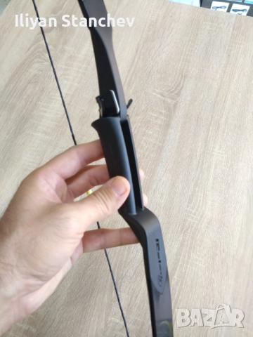 Лък Roland Bow New Snake 40'', 10 либри, снимка 3 - Лъкове и арбалети - 52085548