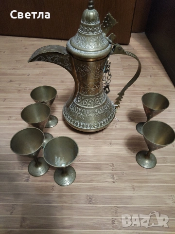 Стар месингов чайник 