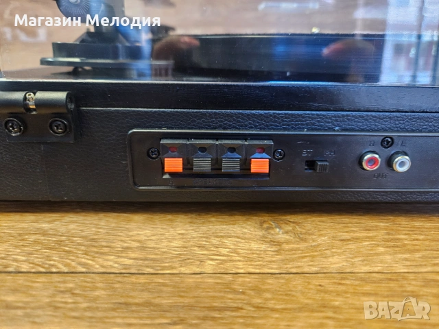 Грамофон Audizio RP330 с Bluetooth – Модерен дизайн и вграден усилвател, снимка 10 - Грамофони - 53778348