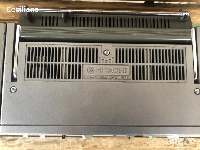 Радиокасетофон HITACHI TRK 9100E, снимка 9 - Радиокасетофони, транзистори - 53288830