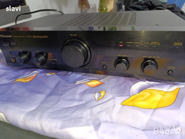 Усилвател Pioneer A-109, снимка 2 - Ресийвъри, усилватели, смесителни пултове - 52345361