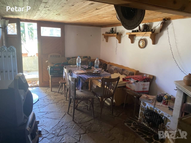 Къща с Механа на входа на село Медово, снимка 10 - Къщи - 52891800