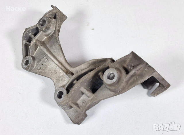 Планка Държач Стойка Генератор Алтернатор Dacia Dokker Duster Lodgy 1.6 102 к.с H4M 117102094R, снимка 2 - Части - 53929857