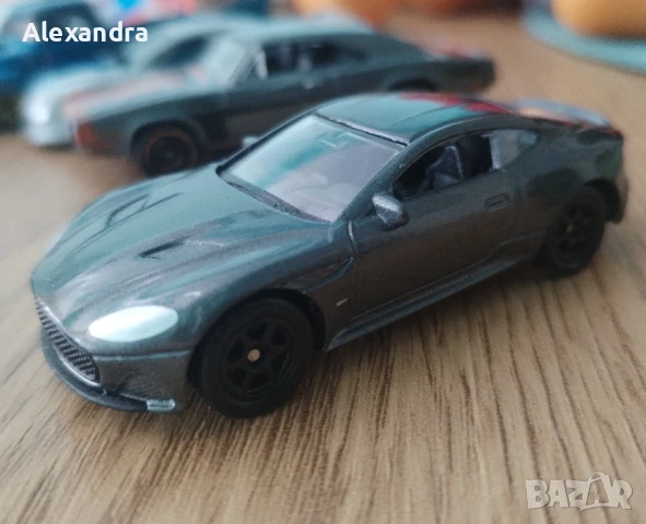 Колички Hot Wheels, снимка 4 - Коли, камиони, мотори, писти - 50878821