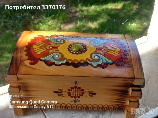 Дървена кутия за бижута-ръчна изработка, снимка 1 - Антикварни и старинни предмети - 45491455