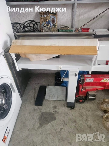 Гладачна машина AEG