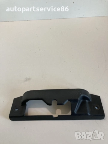 Капак за облицовка на механизма за заключване на предния капак за KIA Sportage 2.0 16V (2007) 81195-