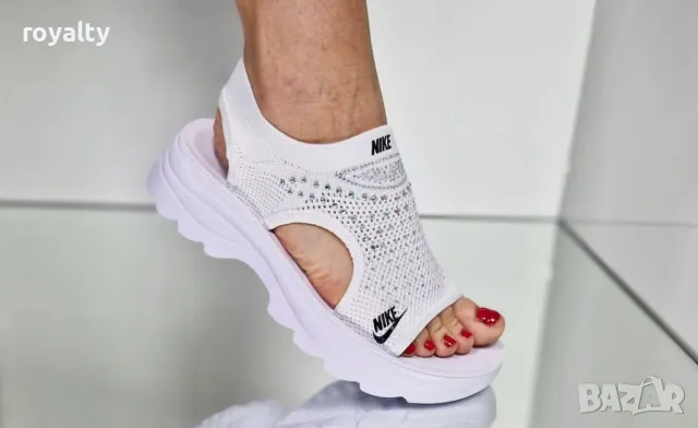 Nike дамски бели сандали , снимка 6 - Сандали - 50394227