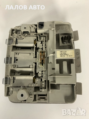Плафон Тойота Корола Версо 2 Plafon Toyota Corolla Verso II (04-07)г. 81263-0F010, снимка 2 - Части - 52533926