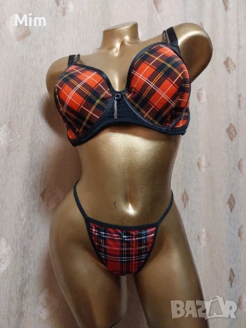 М/ L 85 D Сутиен и полупрашки каре в червено
