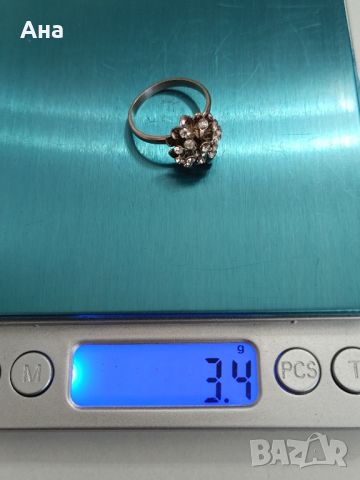 Красив сребърен пръстен с циркони, снимка 4 - Пръстени - 46246395