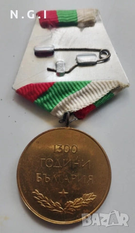 Стари ордени и значки, снимка 10 - Антикварни и старинни предмети - 53471278