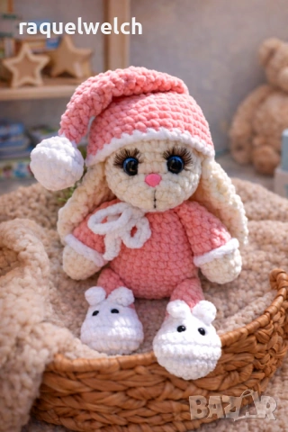 Ръчно Изплетено Зайче "Амигуруми"