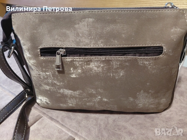 дамска чанта, снимка 2 - Чанти - 52462851