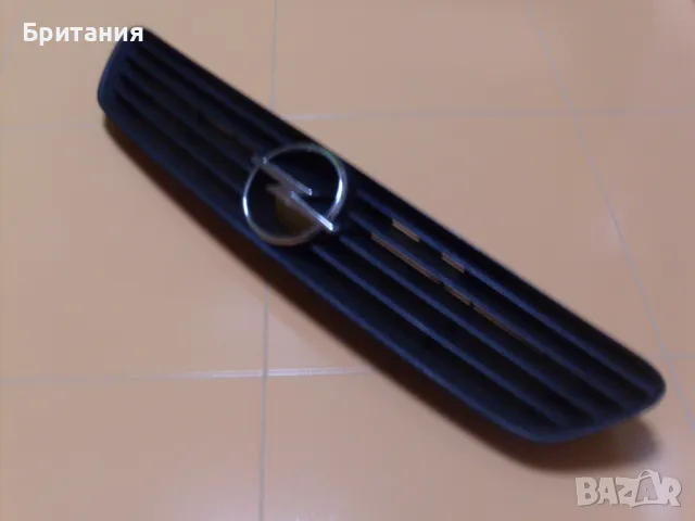 Предна решетка с емблема- маска Астра Г., снимка 2 - Части - 50228965