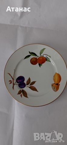 Английска порцеланова чиния , снимка 1 - Чинии - 45917897