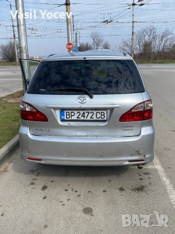 Toyota Avensis verso, снимка 2 - Автомобили и джипове - 53861896