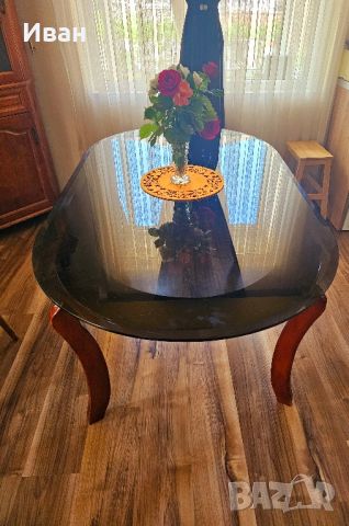 Стъклена маса със столове, снимка 1 - Маси - 45373704
