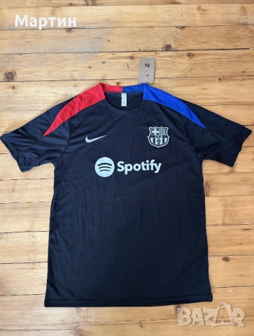 Футболен екип Barcelona, снимка 2 - Спортни дрехи, екипи - 51693947