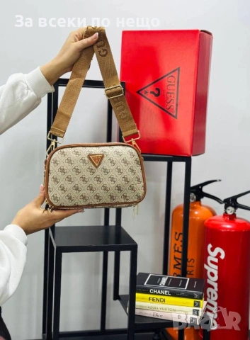 Guess Дамска Чанта С Дълга Дръжка За През Рамо Гес - Различни Цветове Код E1309, снимка 3 - Чанти - 53757887