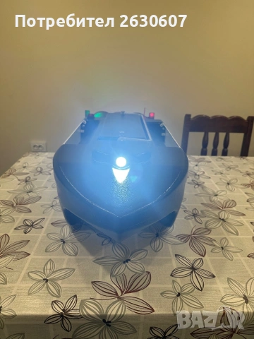 Лодка за захранка, снимка 9 - Стръв и захранки - 53870975