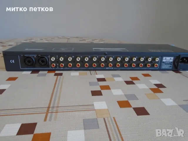 Зонов дистрибутор Omnitronic ZD-1120, снимка 5 - Ресийвъри, усилватели, смесителни пултове - 48275856