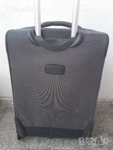 Куфар на колелца American Tourister - Samsonite, снимка 4 - Куфари - 52944835