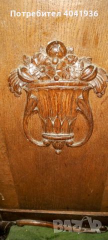 Масивен античен дъбов шкаф с дърворезба от края на 19-ти, началото на 20-ти век.Функционален., снимка 5 - Декорация за дома - 45203085