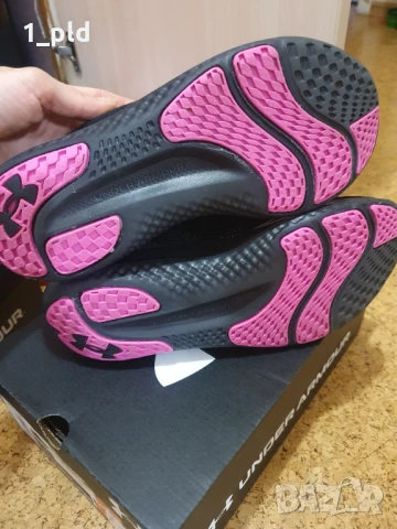 Нови маратонки Under armour 38 номер, снимка 3 - Маратонки - 50887027