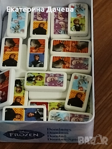 Продавам домино Замръзналото кралство , снимка 2 - Кукли - 51687159