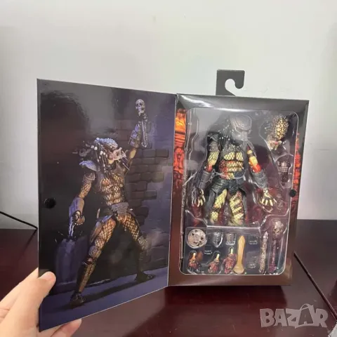 NECA Predator 2 City Hunter Figrue Ultimate 1990 Predator 2 City Hunter  , снимка 5 - Колекции - 46876125